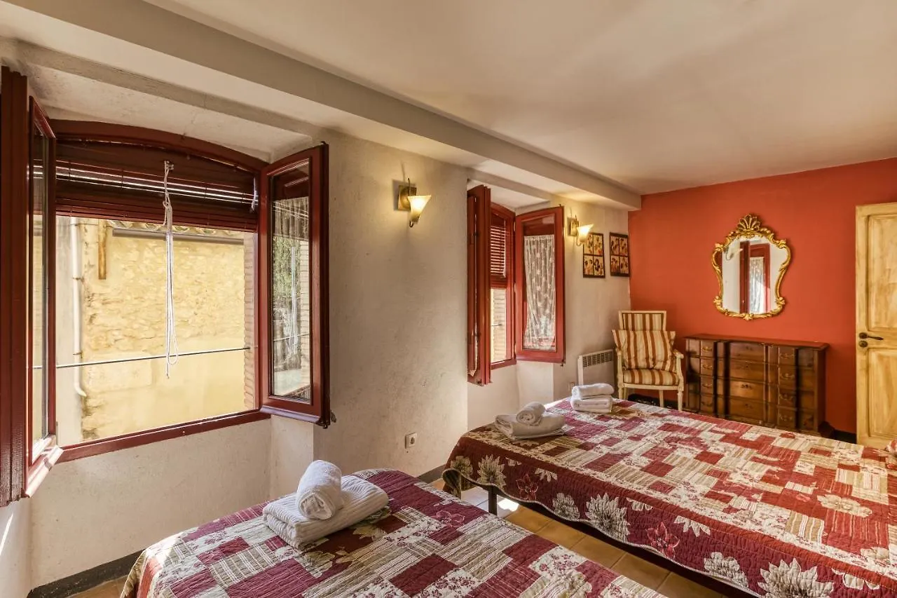 Casa Vermella Orriols Holiday home