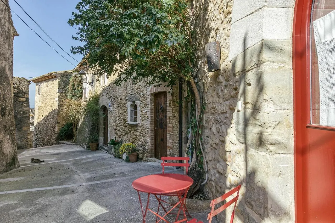 Casa Vermella Orriols Holiday home